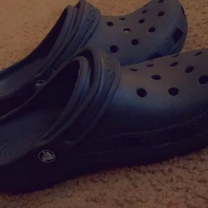 Black Crocs